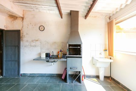 Casa à venda com 120m², 3 quartos e 2 vagasÁrea Churrasqueira