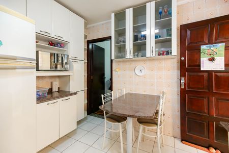 Casa à venda com 120m², 3 quartos e 2 vagasCozinha