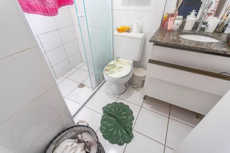 Apartamento à venda com 66m², 2 quartos e 1 vagaBanheiro da suíte 