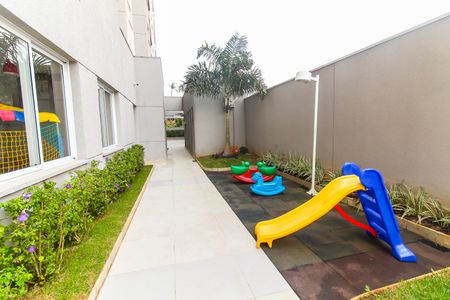 Apartamento à venda com 38m², 2 quartos e sem vagaÁrea comum - Playground