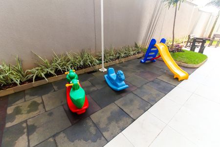 Apartamento à venda com 38m², 2 quartos e sem vagaÁrea comum - Playground