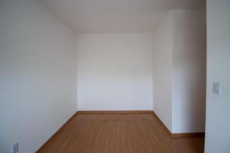 Quarto 2 de apartamento para alugar com 2 quartos, 46m² em Bonsucesso, Rio de Janeiro