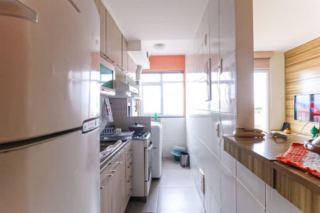 Apartamento à venda com 55m², 2 quartos e 1 vagaCozinha