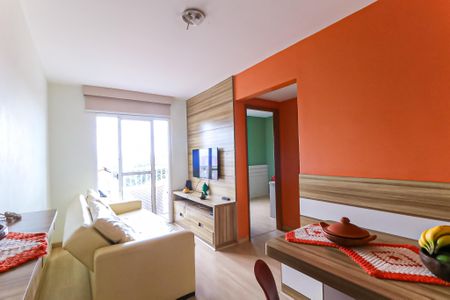 Sala de apartamento à venda com 2 quartos, 55m² em Todos Os Santos, Rio de Janeiro