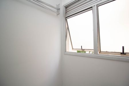 Apartamento para alugar com 45m², 2 quartos e 1 vaga Apartamento para alugar com 45m², 2 quartos e 1 vagaÁrea de Serviço