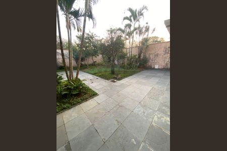 Casa para alugar com 560m², 4 quartos e 4 vagasÁrea externa