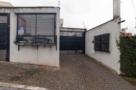 Casa de condomínio para alugar com 54m², 2 quartos e 1 vagaFachada