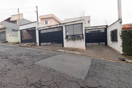 Casa de condomínio para alugar com 54m², 2 quartos e 1 vagaFachada