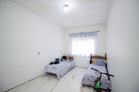 Casa à venda com 242m², 3 quartos e 2 vagas Casa à venda com 242m², 3 quartos e 2 vagasQuarto 1