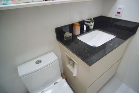 Apartamento à venda com 72m², 2 quartos e 1 vagaBanheiro Corredor