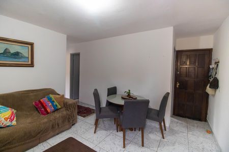 Sala de apartamento para alugar com 2 quartos, 57m² em Santa Rosa, Niterói