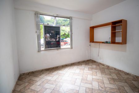 Sala de apartamento para alugar com 2 quartos, 50m² em Irajá, Rio de Janeiro