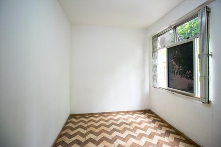 Quarto 1 de apartamento para alugar com 2 quartos, 50m² em Irajá, Rio de Janeiro