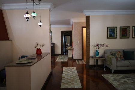 Casa para alugar com 3 quartos, 290m² em Interlagos, São Paulo