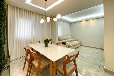 Apartamento à venda com 85m², 3 quartos e 2 vagasSala de Jantar