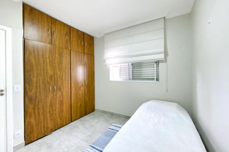 Apartamento à venda com 85m², 3 quartos e 2 vagasQuarto 2