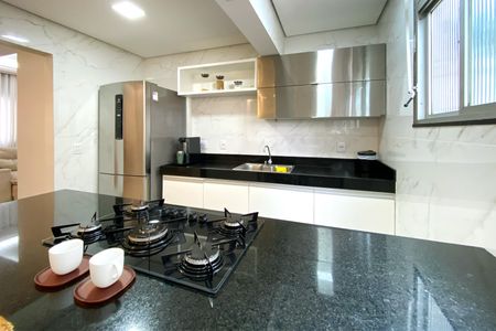 Apartamento à venda com 85m², 3 quartos e 2 vagasCozinha