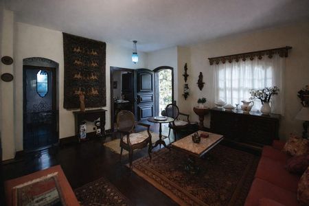 Casa à venda com 5 quartos, 333m² em Cidade Jardim, São Paulo