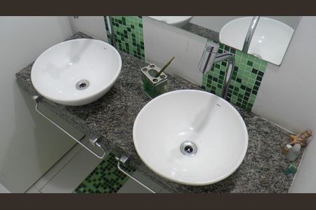 Casa à venda com 3 quartos, 250m² em Vila Matilde, São Paulo