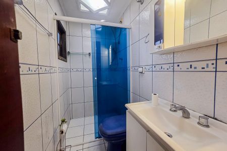 Casa à venda com 220m², 2 quartos e 6 vagas