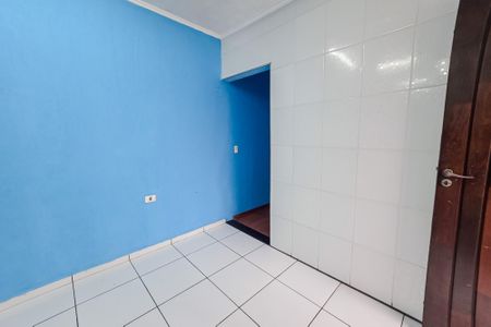 Casa à venda com 220m², 2 quartos e 6 vagas