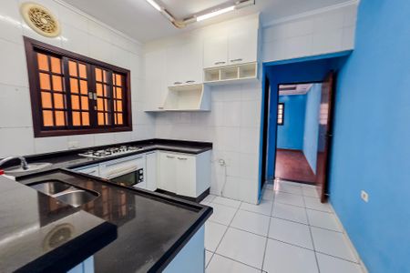 Casa à venda com 220m², 2 quartos e 6 vagas