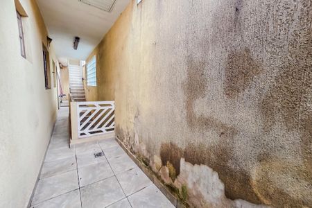 Casa à venda com 220m², 2 quartos e 6 vagas