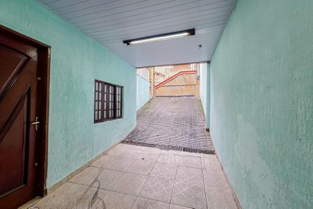Casa à venda com 220m², 2 quartos e 6 vagas