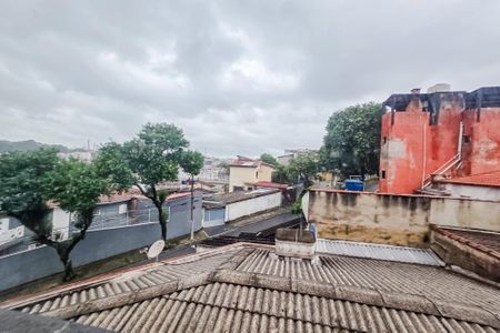 Casa à venda com 220m², 2 quartos e 6 vagas