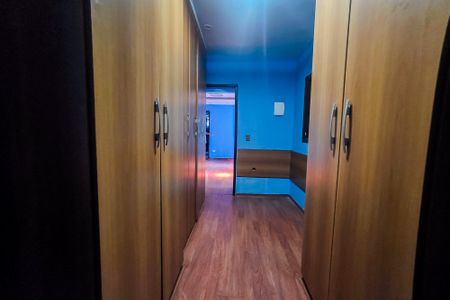 Casa à venda com 2 quartos, 220m² em Parque Novo Oratório, Santo André