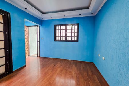 Casa à venda com 220m², 2 quartos e 6 vagas