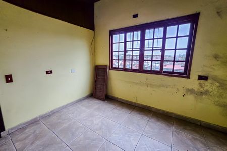 Casa à venda com 220m², 2 quartos e 6 vagas