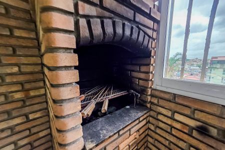 Casa à venda com 2 quartos, 220m² em Parque Novo Oratório, Santo André