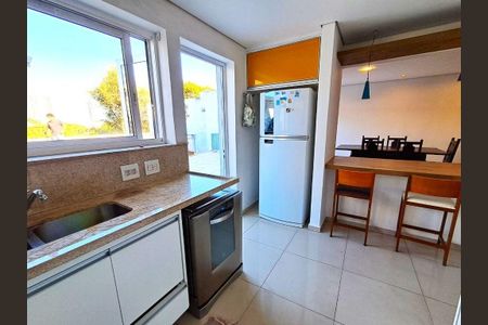 Casa à venda com 3 quartos, 420m² em Butantã, São Paulo