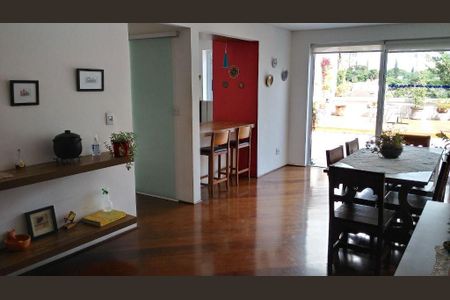 Casa à venda com 3 quartos, 222m² em Instituto de Previdencia, São Paulo