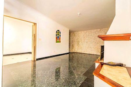 Casa à venda com 4 quartos, 350m² em Jabaquara, São Paulo