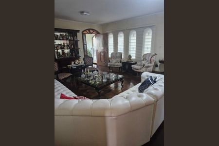 Casa à venda com 3 quartos, 302m² em Jardim Analia Franco, São Paulo