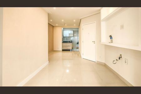Sala de apartamento para alugar com 3 quartos, 75m² em Parque Alves de Lima, São Paulo