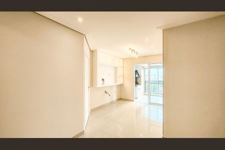 Sala de apartamento para alugar com 3 quartos, 75m² em Parque Alves de Lima, São Paulo