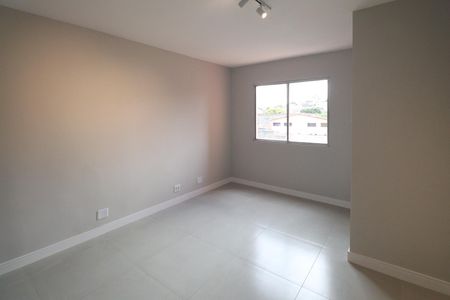 Sala  de apartamento à venda com 2 quartos, 50m² em Vila Gustavo, São Paulo