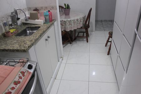 Apartamento à venda com 73m², 2 quartos e 1 vagaCozinha 