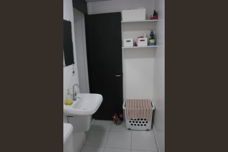 Apartamento à venda com 73m², 2 quartos e 1 vagaBanheiro 