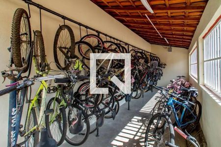 Apartamento à venda com 73m², 2 quartos e 1 vagaÁrea comum 