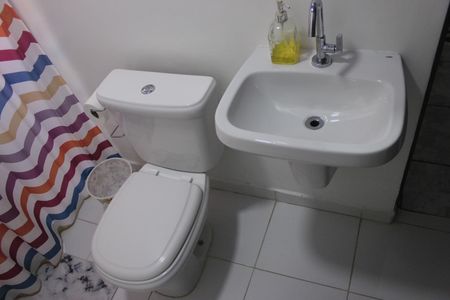 Apartamento à venda com 73m², 2 quartos e 1 vagaBanheiro 