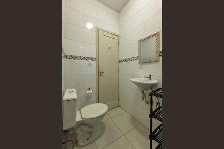 Casa de condomínio para alugar com 65m², 2 quartos e sem vagaBanheiro 