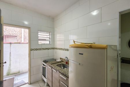 Casa de condomínio para alugar com 65m², 2 quartos e sem vagaCozinha 