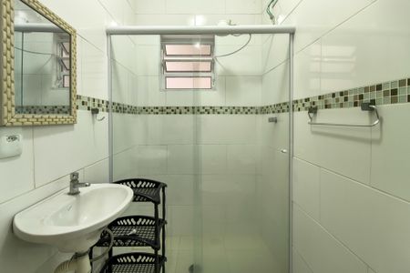 Casa de condomínio para alugar com 65m², 2 quartos e sem vagaBanheiro 