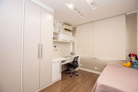 Casa à venda com 5 quartos, 337m² em Serra Grande, Niterói