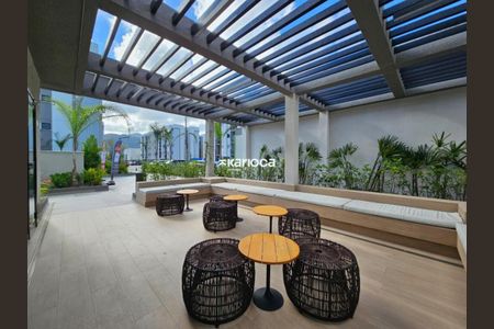 Apartamento à venda com 64m², 2 quartos e 1 vaga