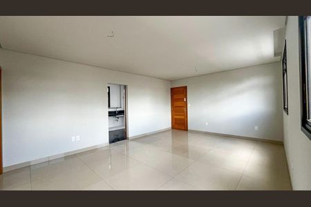 Apartamento à venda com 3 quartos, 227m² em Prado, Belo Horizonte